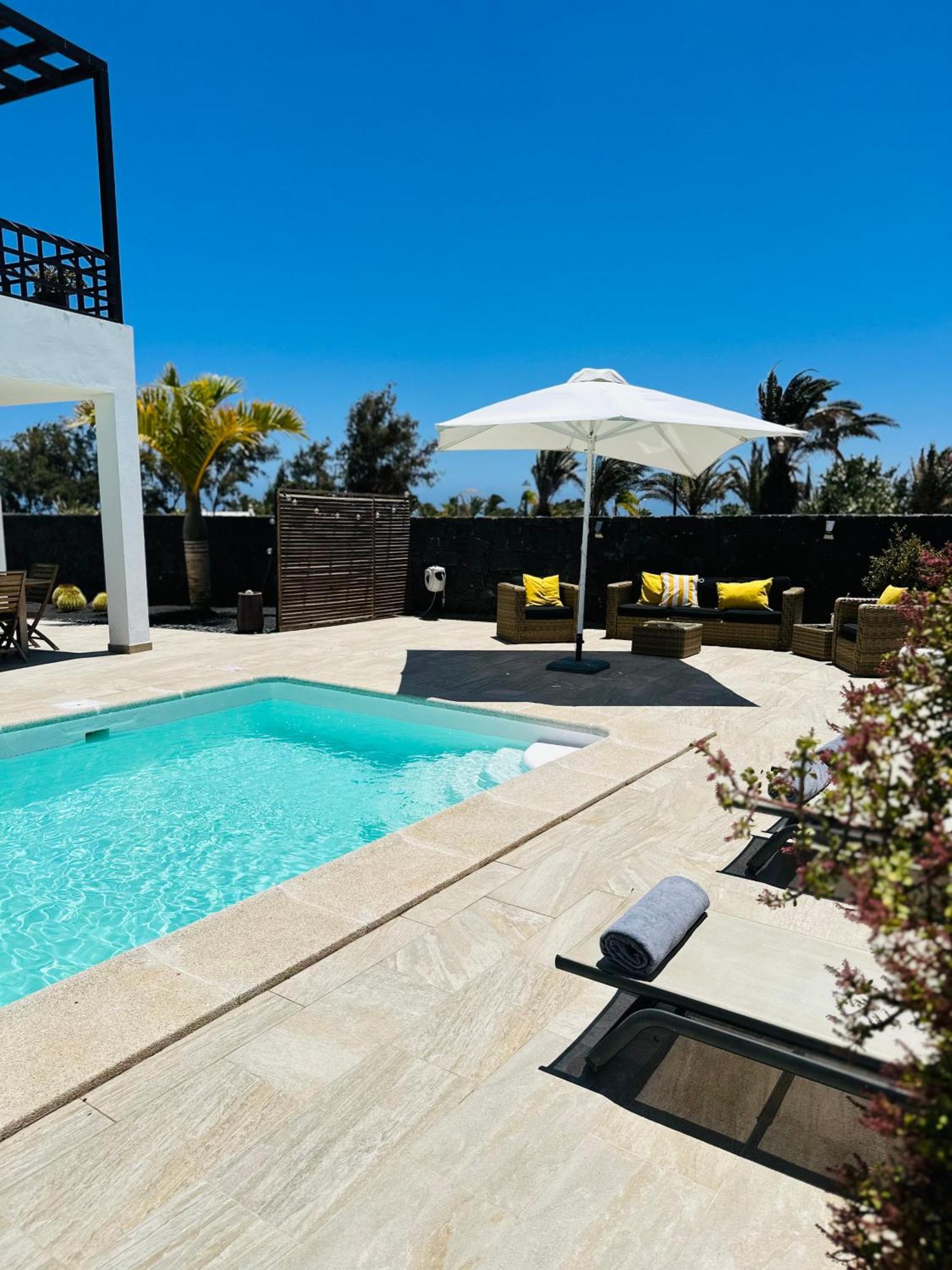Casa Volcanes Costa Teguise Exterior foto