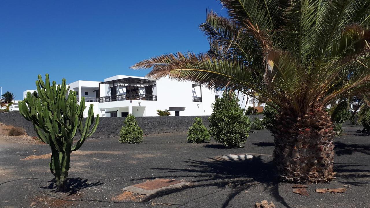Casa Volcanes Costa Teguise Exterior foto